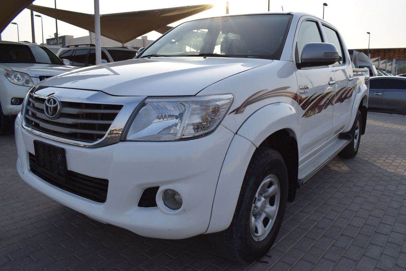 Toyota Hilux Toyota Hilux Pick up d/c 2.7 ltr 4x4, Full option. Automatic Transmission