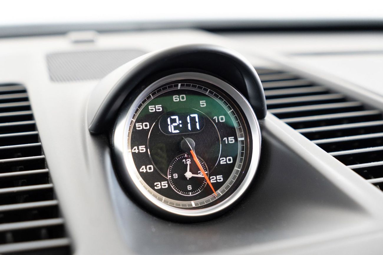 Porsche 911 Carrera 3.4L Coupe