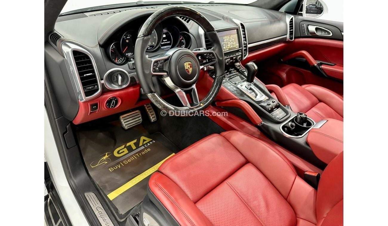 Porsche Cayenne 2015 Porsche Cayenne S, Full Porsche Service History, Low Kms, GCC