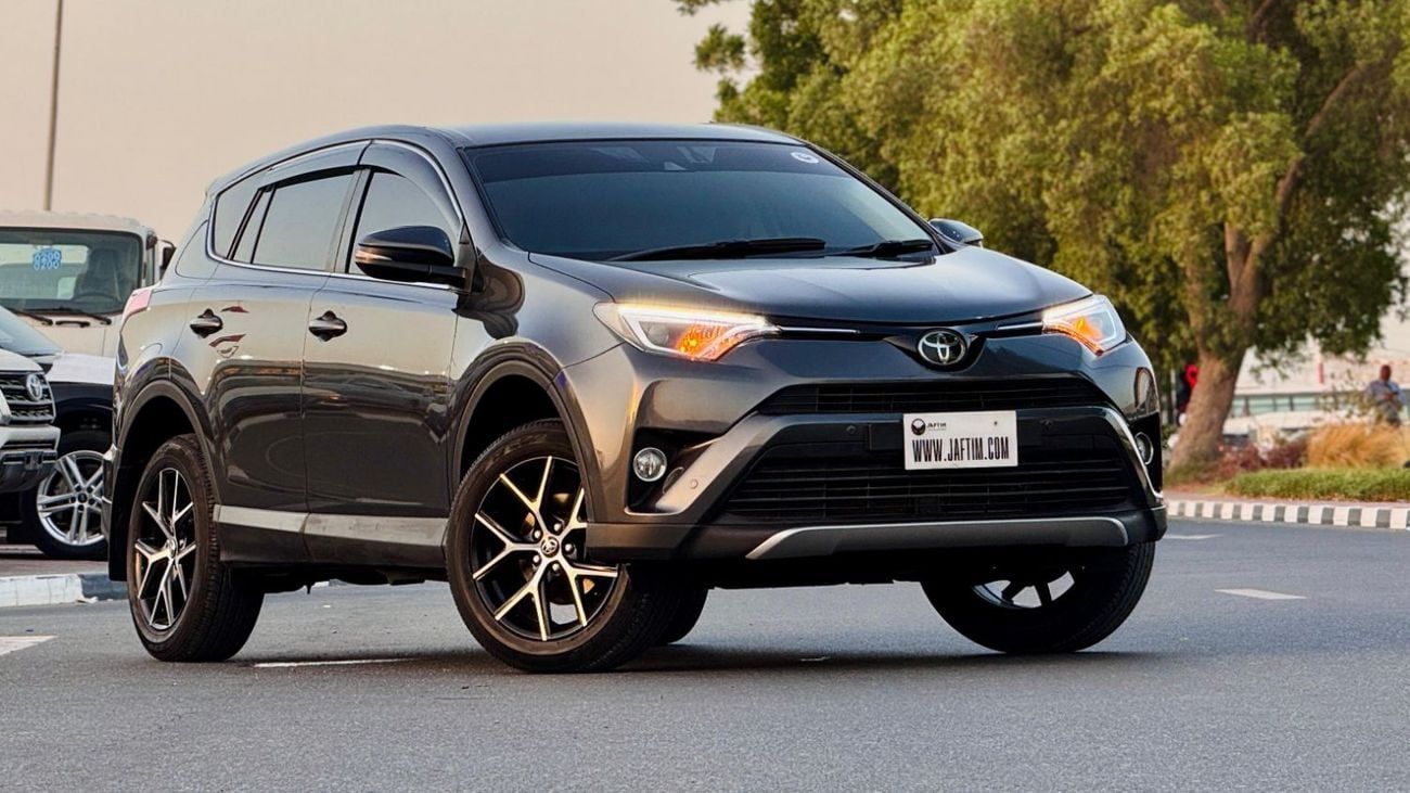 تويوتا راف ٤ EXCELLENT CONDITION | REAR VIEW CAMERA | 2.0L PETROL ENGINE | 2019 | RHD | PREMIUM BLACK INTERIOR