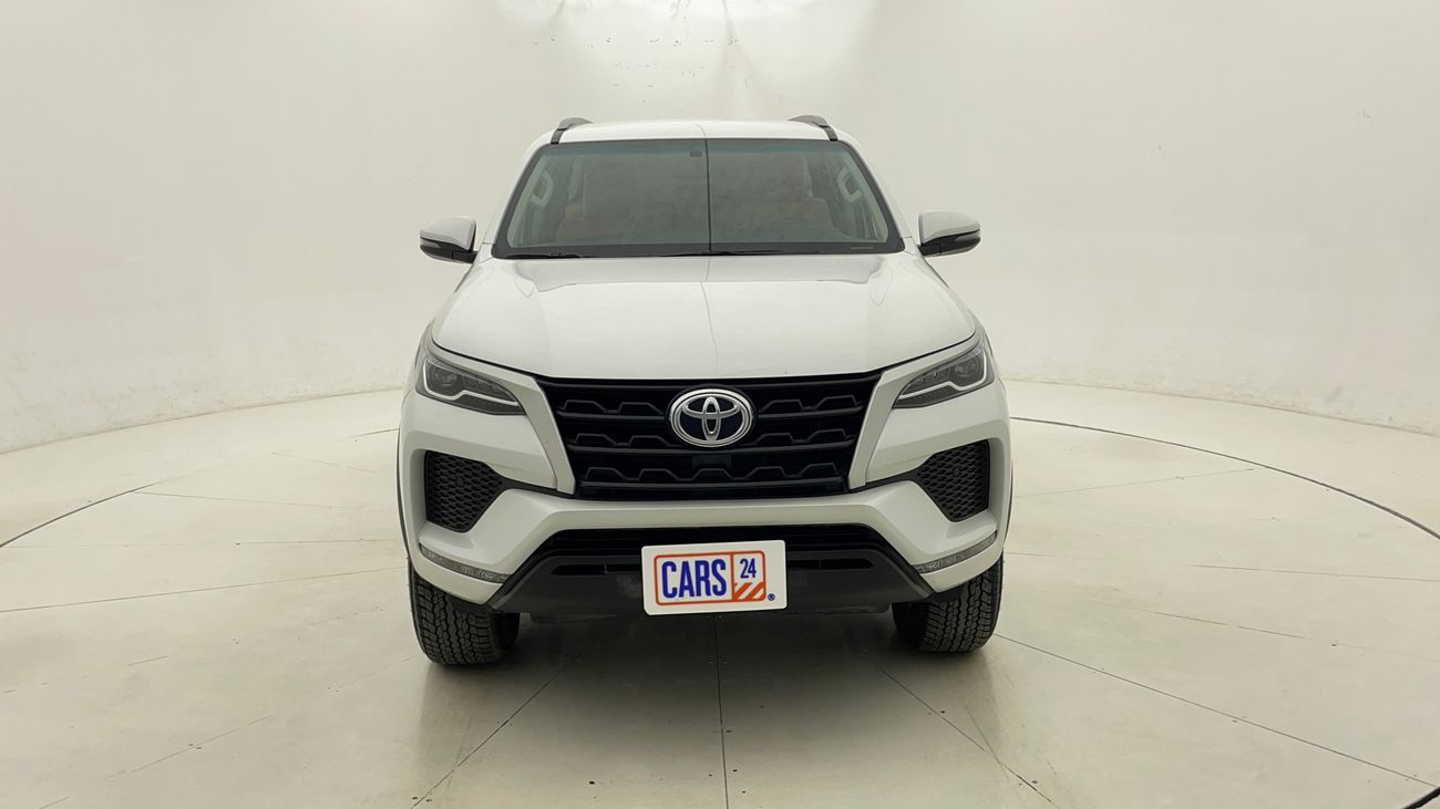 تويوتا فورتونر EXR 2.7 | بدون دفعة مقدمة | اختبار القيادة في المنزل