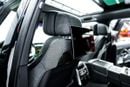 Land Rover Range Rover Autobiography SV 5.0L MIDDLE EAST SPECS | SV P530 | REAR TVS | LEG REST TWO TONE INTERIOR