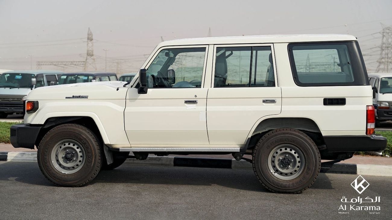 تويوتا لاند كروزر 70 LC76 - LX 4.2L Diesel Engine | Manual 4x4 Transmission | Diff Lock | 5 Door | 9+ Seating