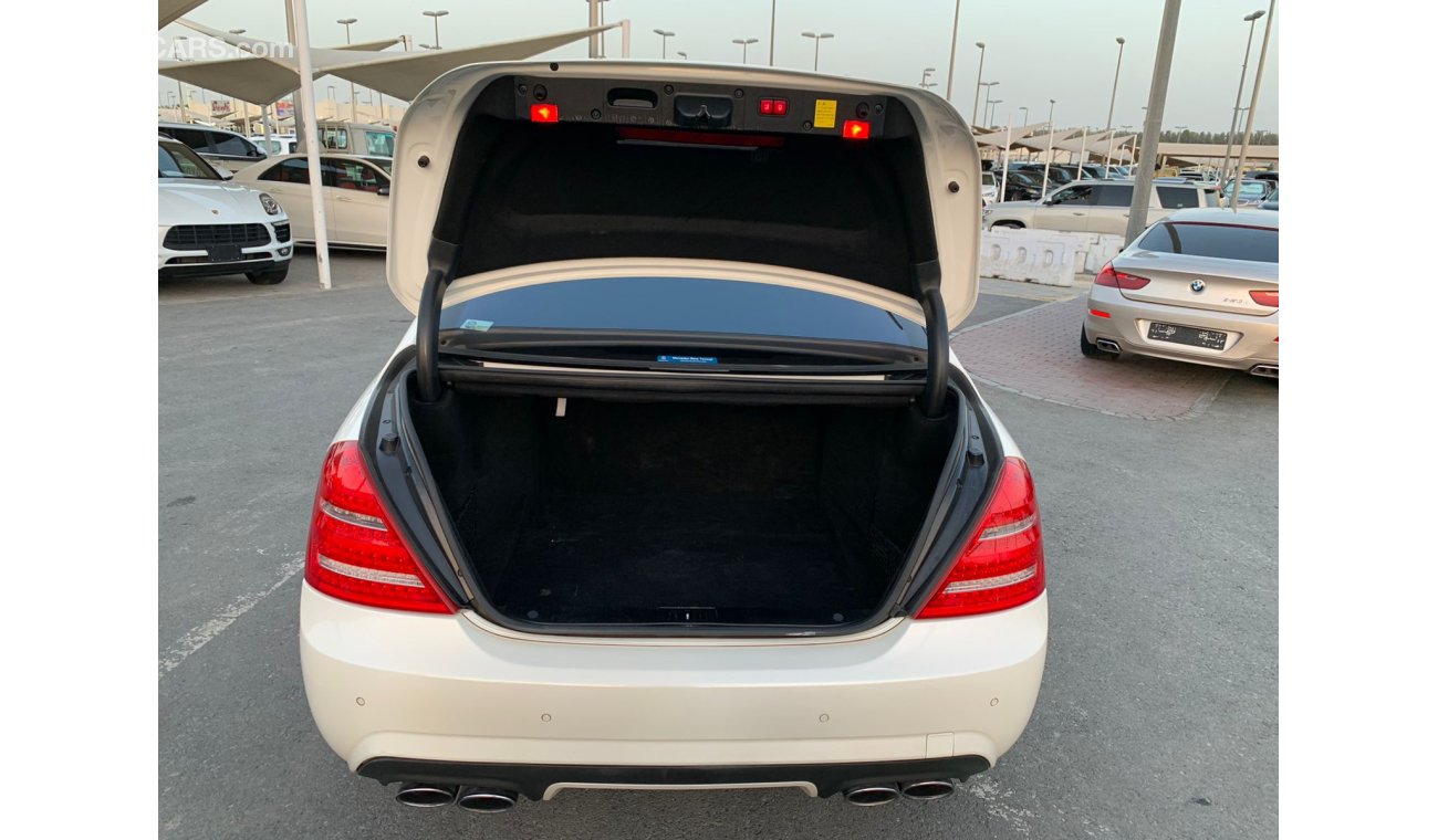 Mercedes-Benz S 63 AMG Mercedes S63 AMG_2010_Excellent_Condichin