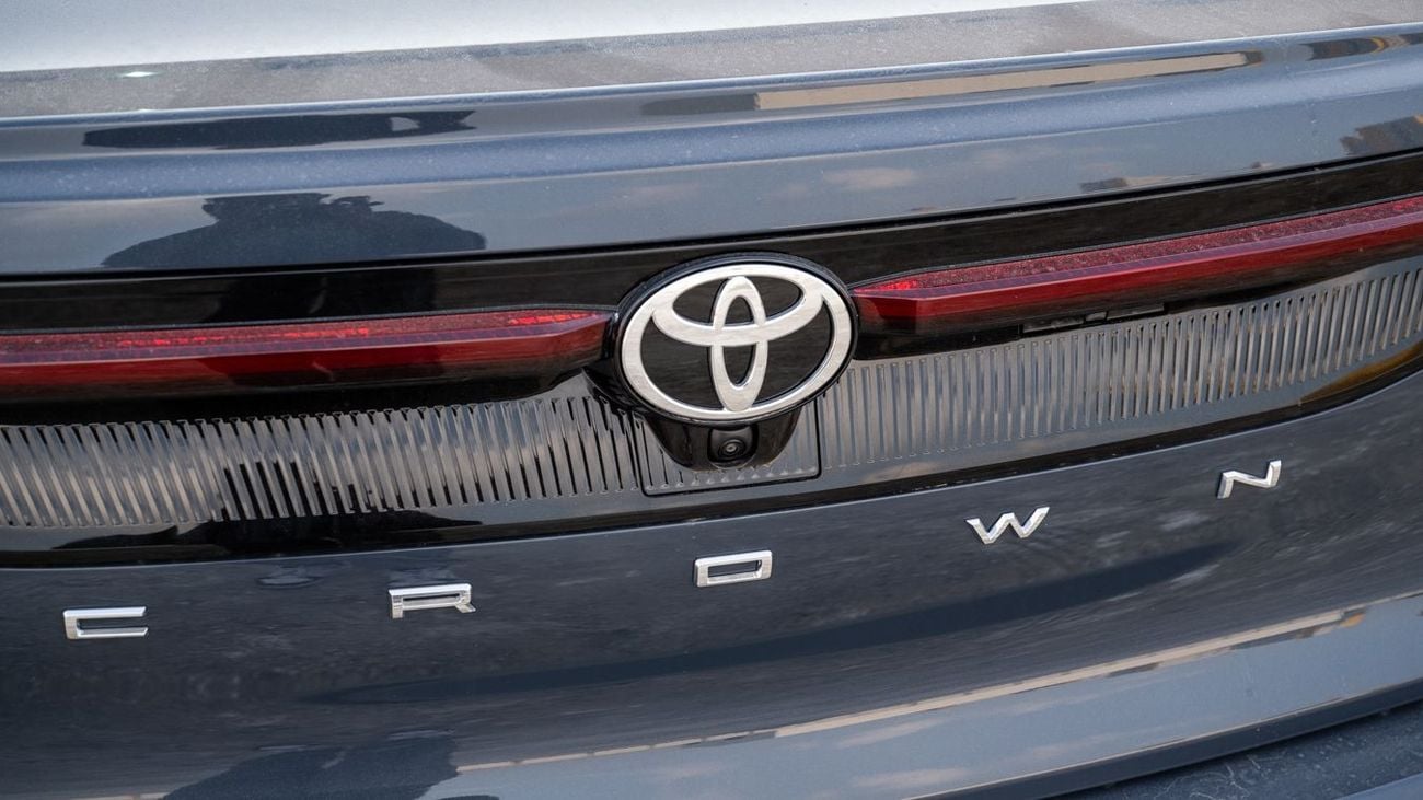 Toyota Crown TOYOTA CROWN 2.5 MID HEV -2026YM