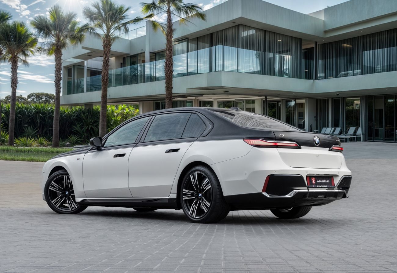 بي أم دبليو i7 i7 | 6,855 P.M | 0% Downpayment | Full BMW History