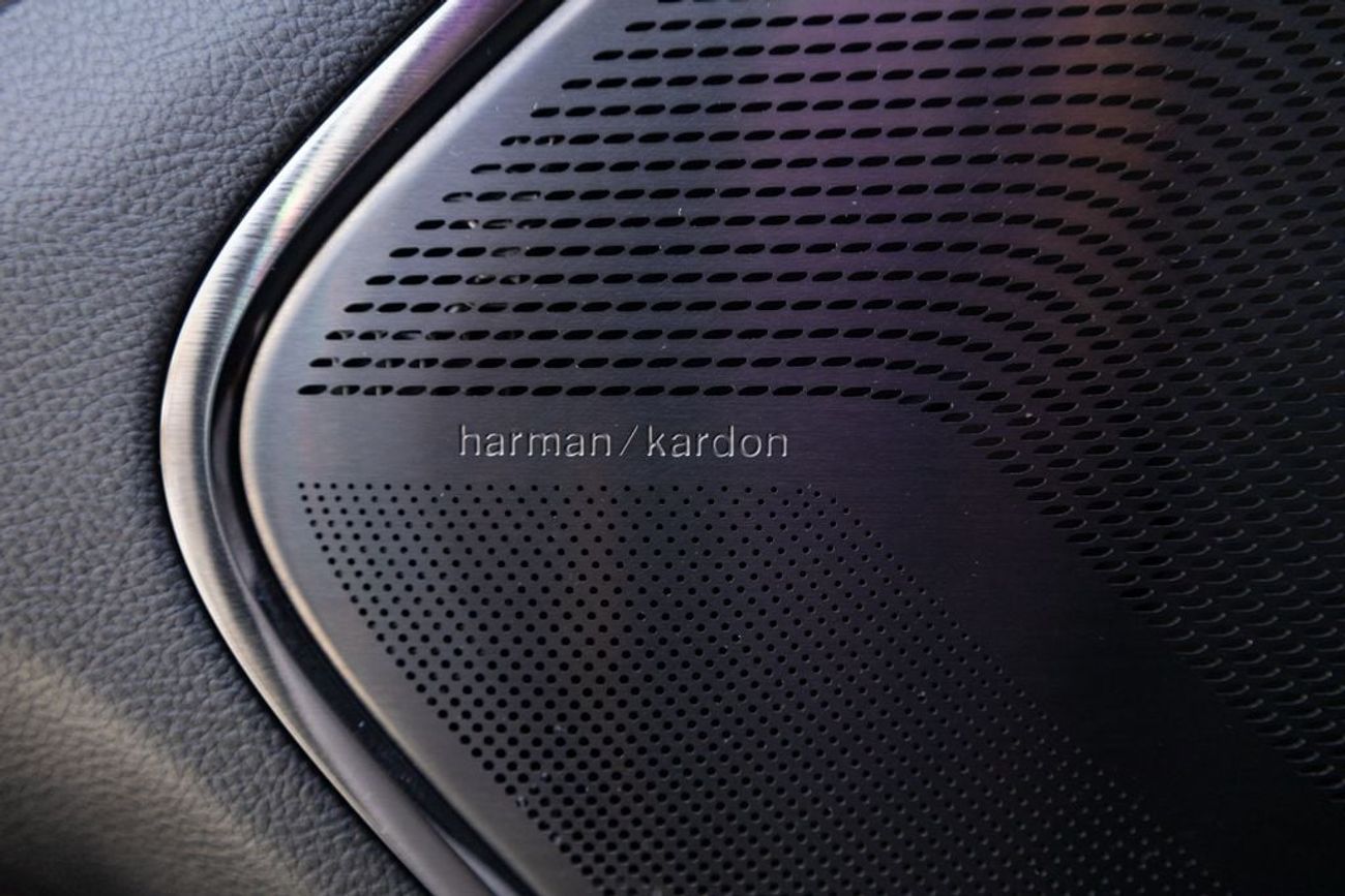 RAM 1500 Limited Crew Cab 5.7L