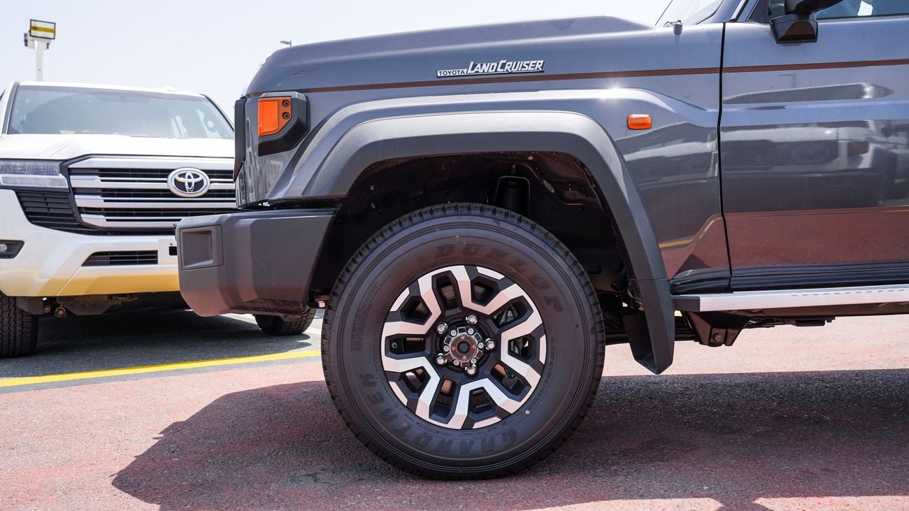 Toyota Land Cruiser 70