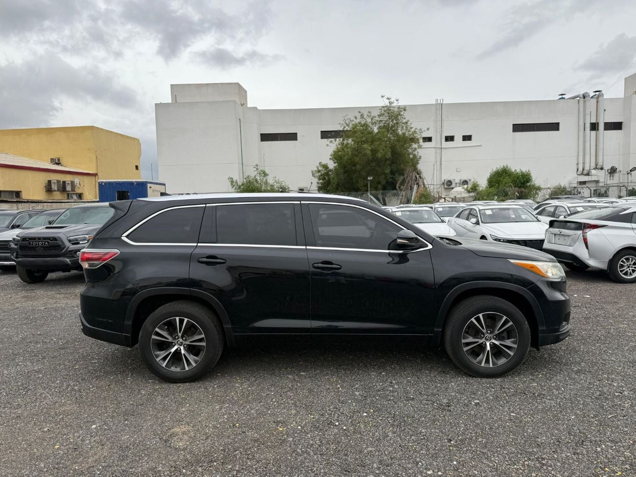 تويوتا هايلاندر 2016 TOYOTA HIGHLANDER XLE LIMITED MOONROOF 3.5 FULL OPTION AWD