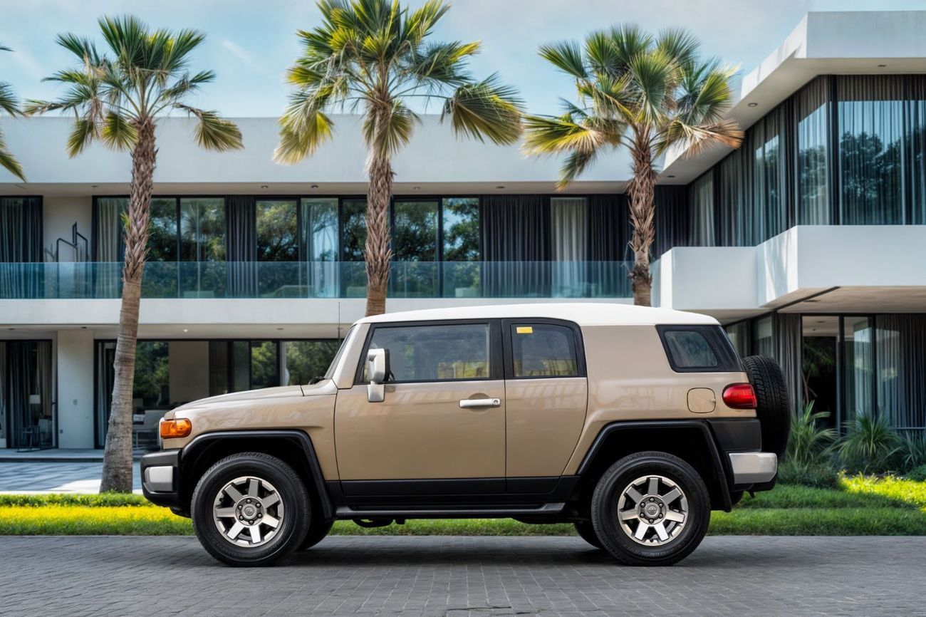 Toyota FJ Cruiser | 2,448 P.M  | 0% Downpayment | Service Contract!