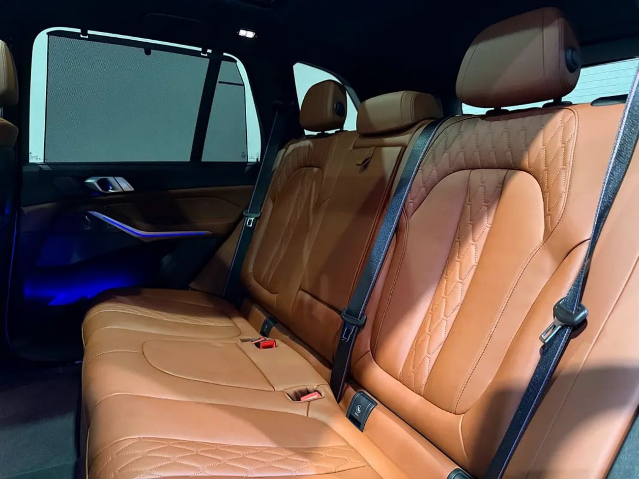 BMW X5 X5M60i GCC FHS WITH 5 YEARS WARRANTY SERVICE LOW KM