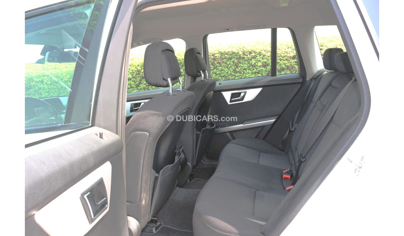 Mercedes-Benz GLK 250 MERCEDES GLK 250 4MATIC GULF SPACE FULL AUTO