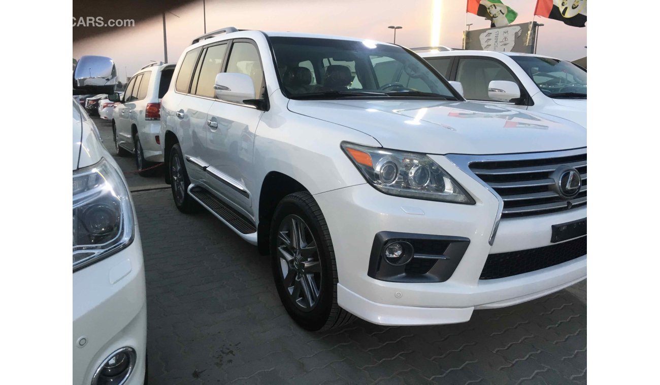 Lexus LX570