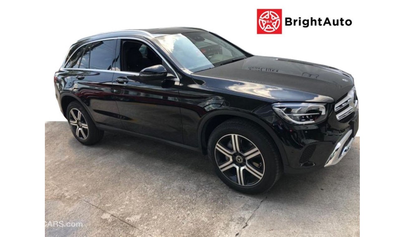 Mercedes-Benz GLC 300 Mercedes GLC300, Euro 6 Technology,  Limitation leather, Leatherette-Black/Anthracite, Active Parkin