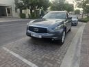 Infiniti QX70 LUXURY