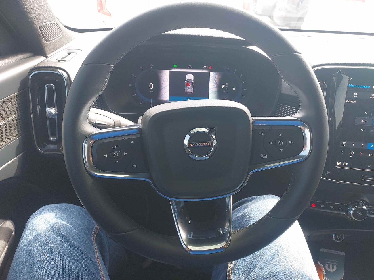 Volvo XC40 B4 ULTIMATE BRIGHT 2 | Zero Down Payment | Home Test Drive