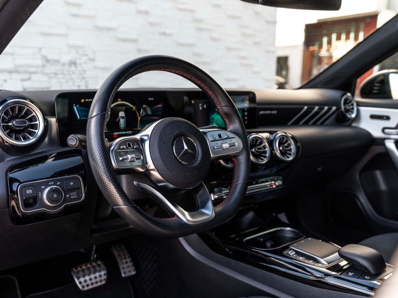 مرسيدس بنز A 35 AMG 4MATIC Hatchback