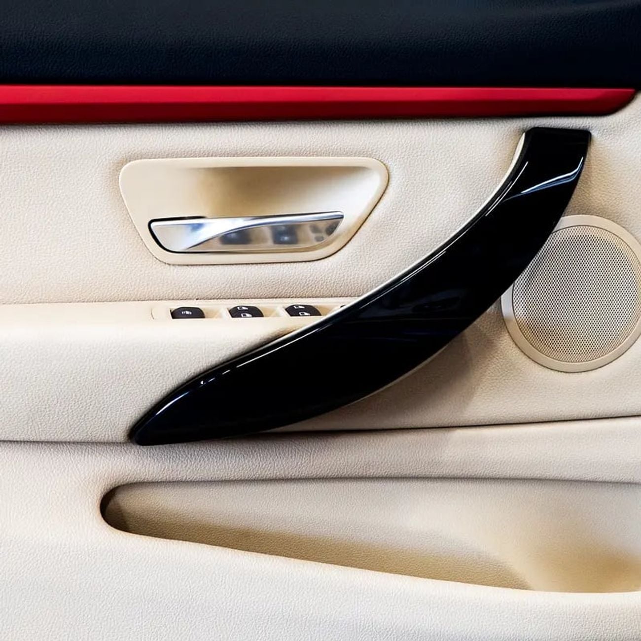 BMW 420i 1,877 0% Downpayment • 420i M-Sport Convertible • 1 Year Warranty