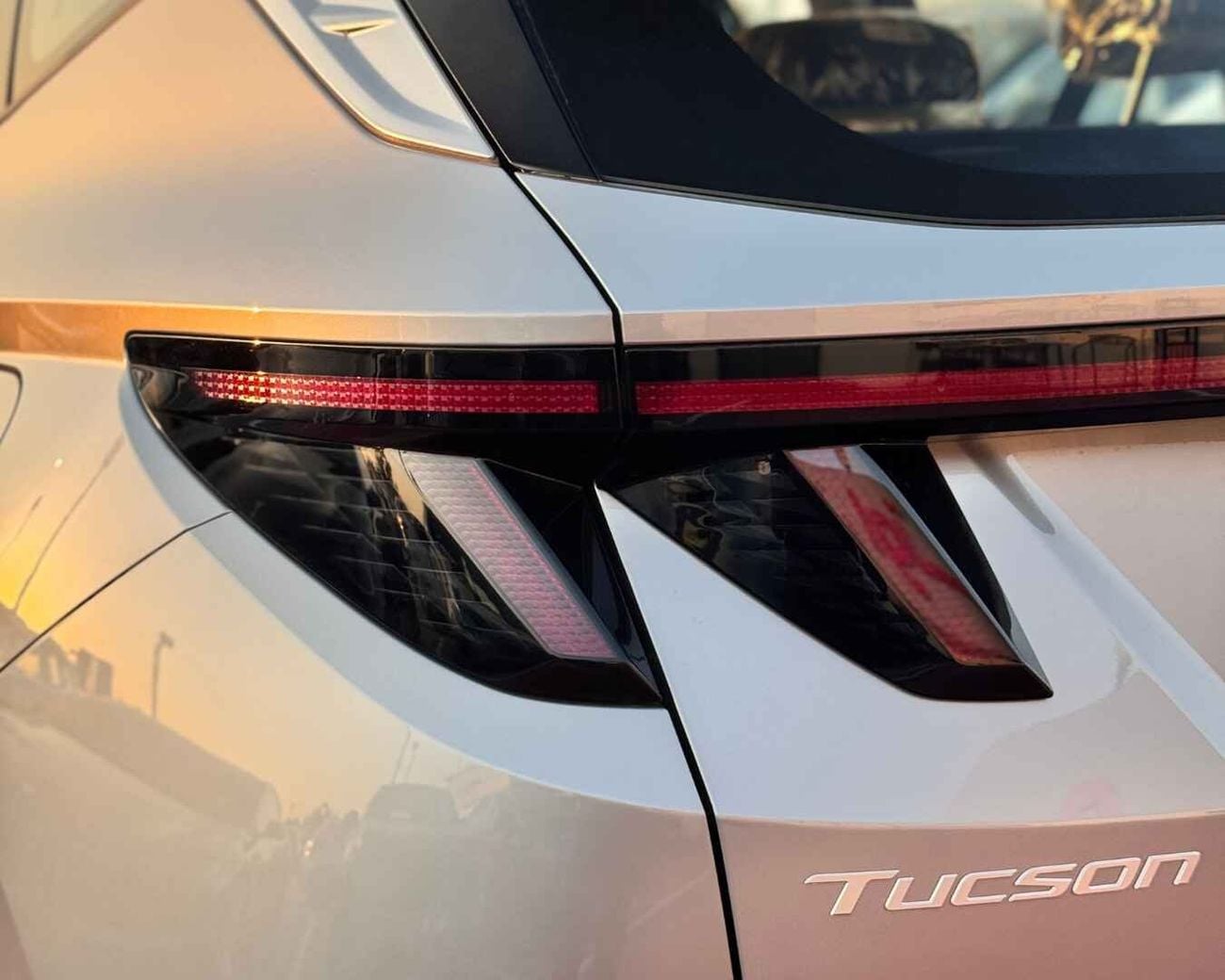 هيونداي توسون HYUNDAI TUCSON 1.6T - 2027 MODEL - GCC SPECS - SILVER COLOR