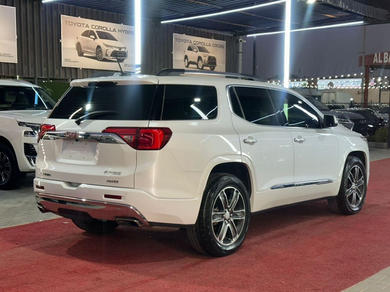 GMC Acadia DENALI