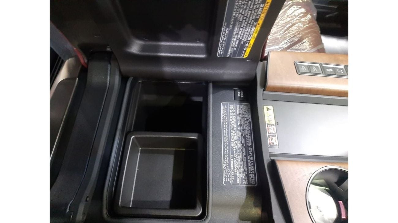 لكزس LX 600 SIGNATURE 2024 FOR EXPORT ONLY