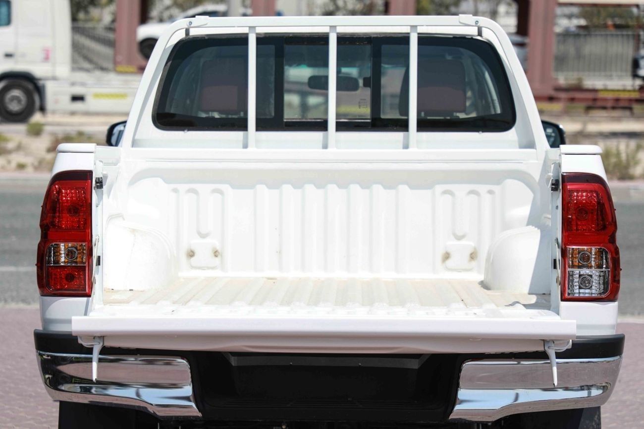 Toyota Hilux 2025 TOYOTA HILUX DLX 2.7 - WHITE inside MAROON | Export Only