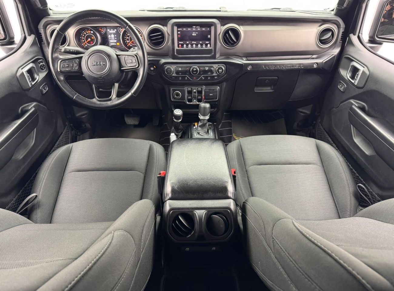 Jeep Wrangler Unlimited Sport 3.6L A/T 2020 Jeep Wrangler Unlimited Sport, 1 Year Warranty, Jeep Service History,