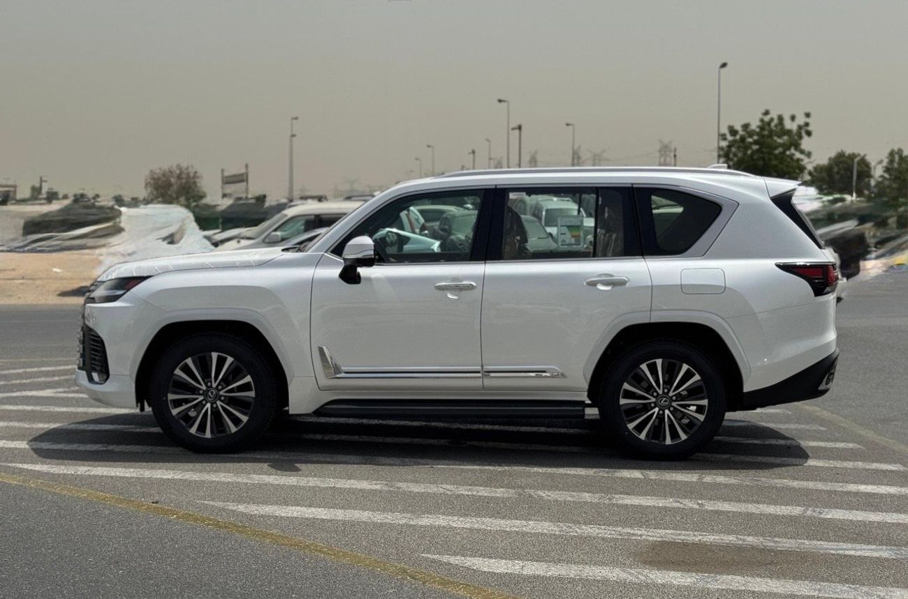 Lexus LX 700h Lexus LX700h 5 seaters 2025 Full with headup display & radar