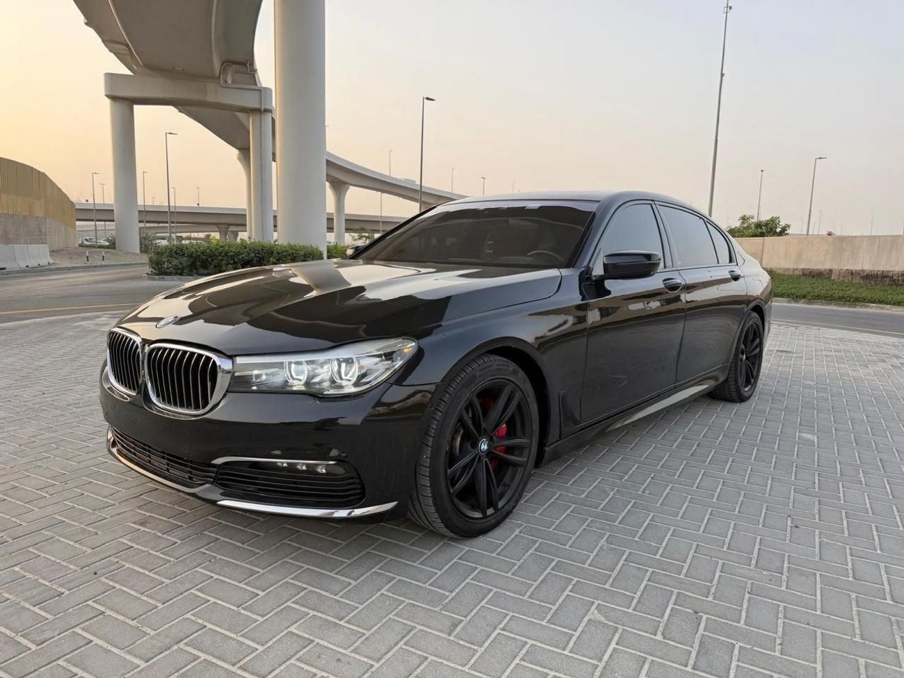 BMW 740Li M SPORT PACK