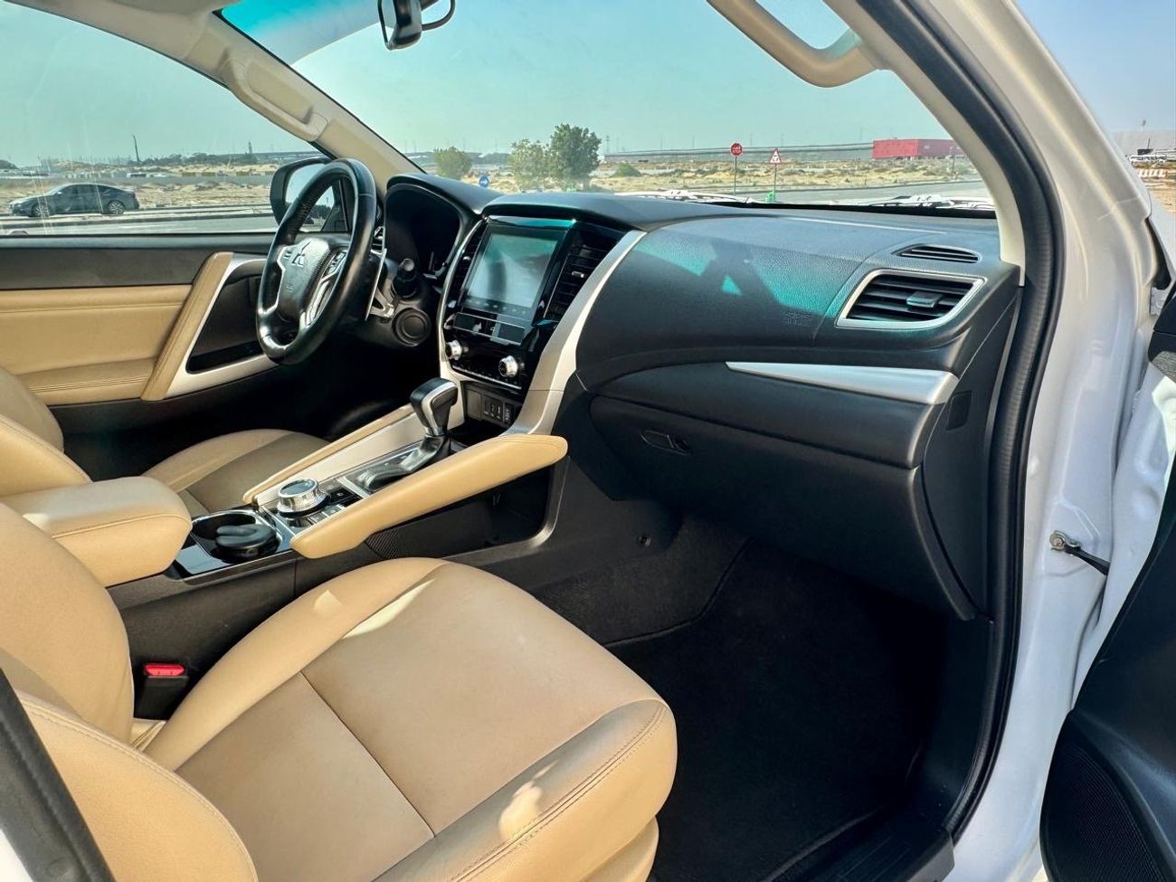 Mitsubishi Montero Sport MITSUBISHI MONTERO 2020 TOP OF Range Sunroof,GCC SPECS