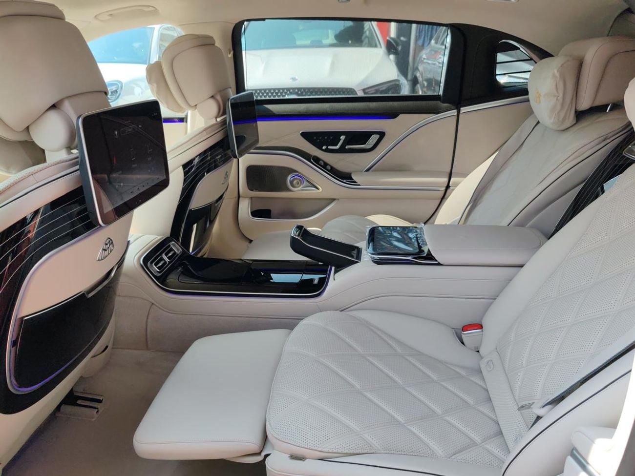 Mercedes Maybach S680 Maybach Agency Warranty 2026 GCC