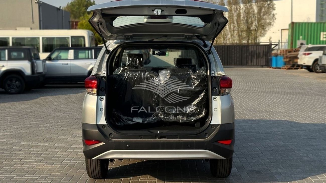 Toyota Rush Toyota/RUSH/ 1.5L 7seat A C AIRBAG ABS AT