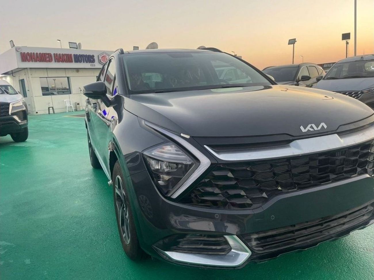 Kia Sportage LX 1.6L - Automatic . Petrol . Front Wheel Drive . 5 Seats . 5 Doors - 2025 MODEL