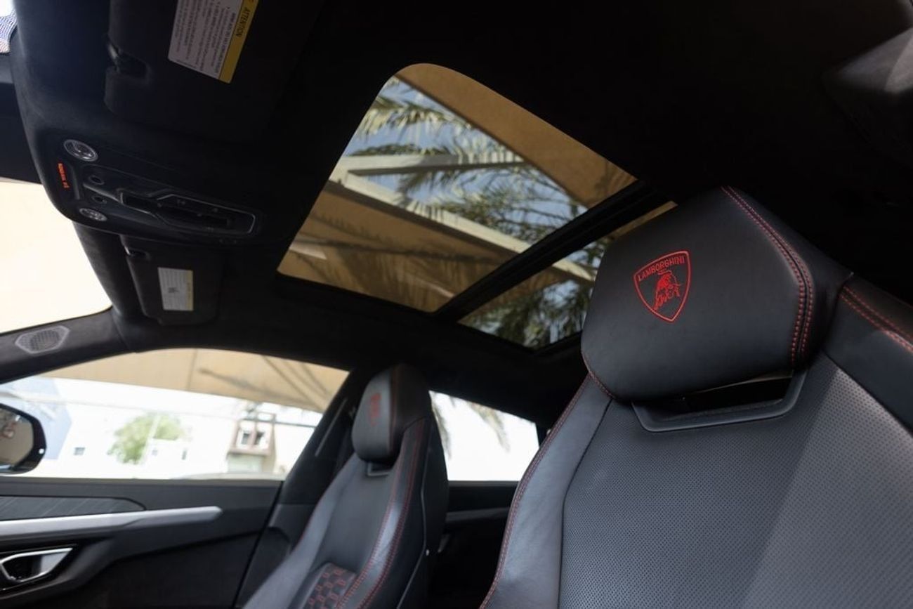 Lamborghini Urus STD 4.0T V8