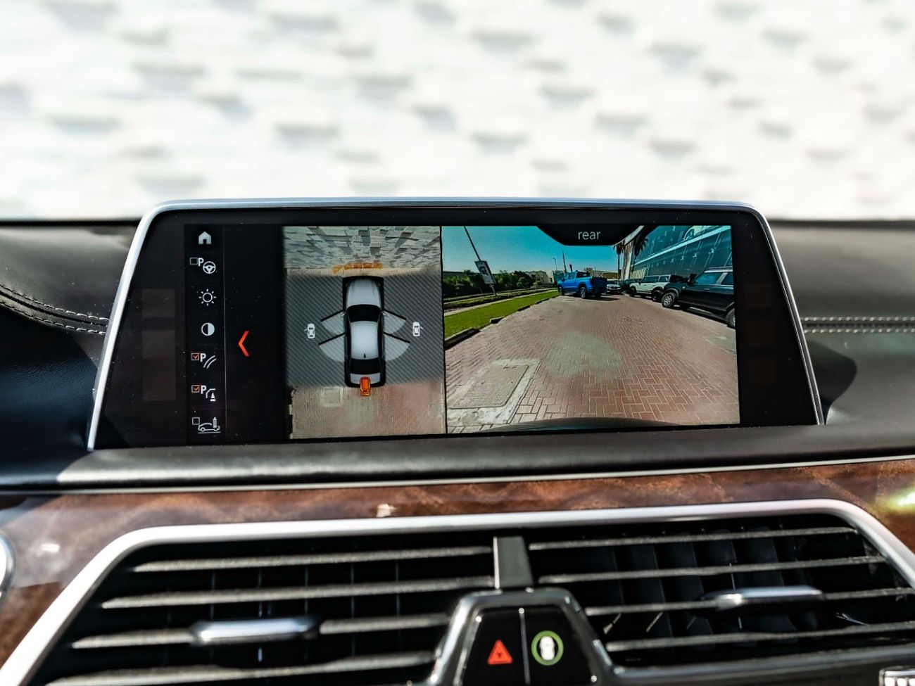 BMW M760Li xDrive 6.6L