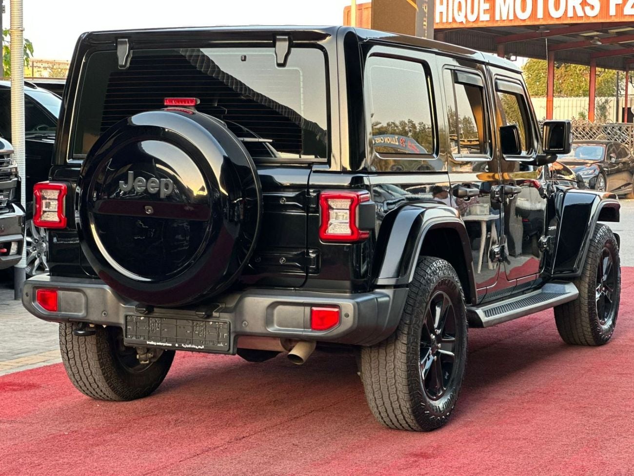Jeep Wrangler 3.6L Pentastar V6 - 6-cylinder 8-speed automatic