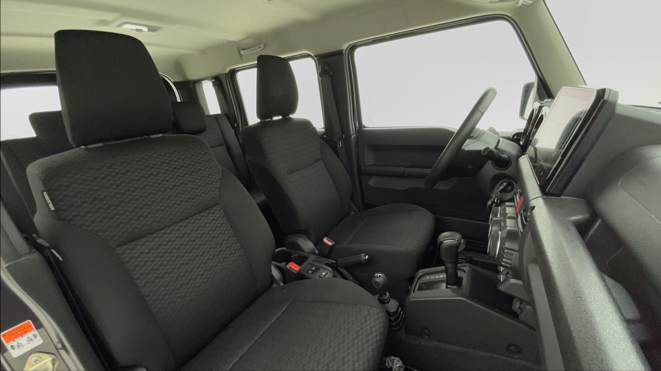 سوزوكي جيمني GLX 1.5 | بدون دفعة مقدمة | اختبار القيادة في المنزل