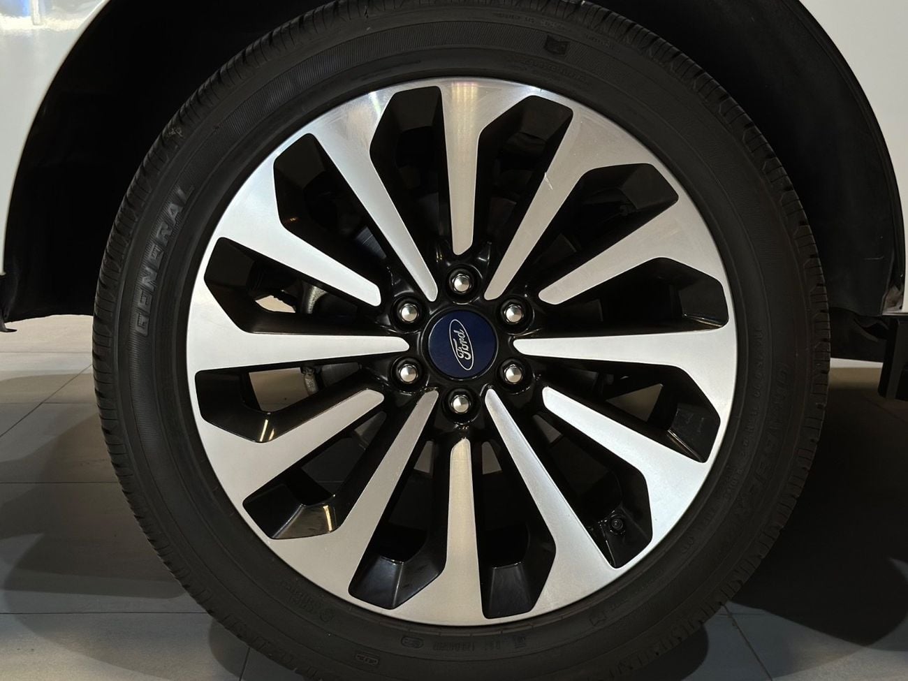 فورد إكسبيديشن XLT 3.5L (480 HP) AWD