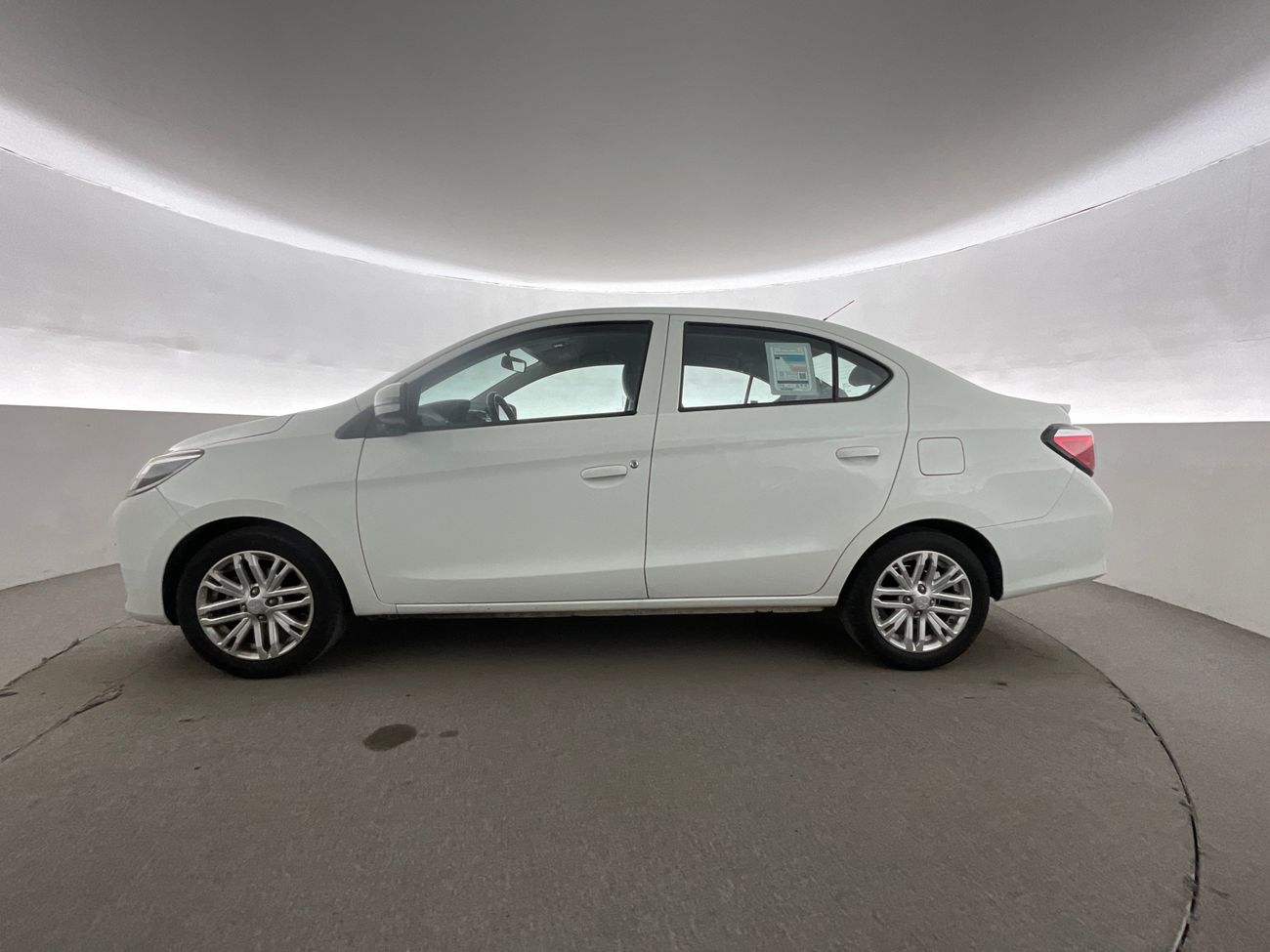 ميتسوبيشي اتراج GLX Full | National Day Celebration | شامل الضمان | 0 ﺪﻔﻋﺓ ﺃﻮﻟﻯ