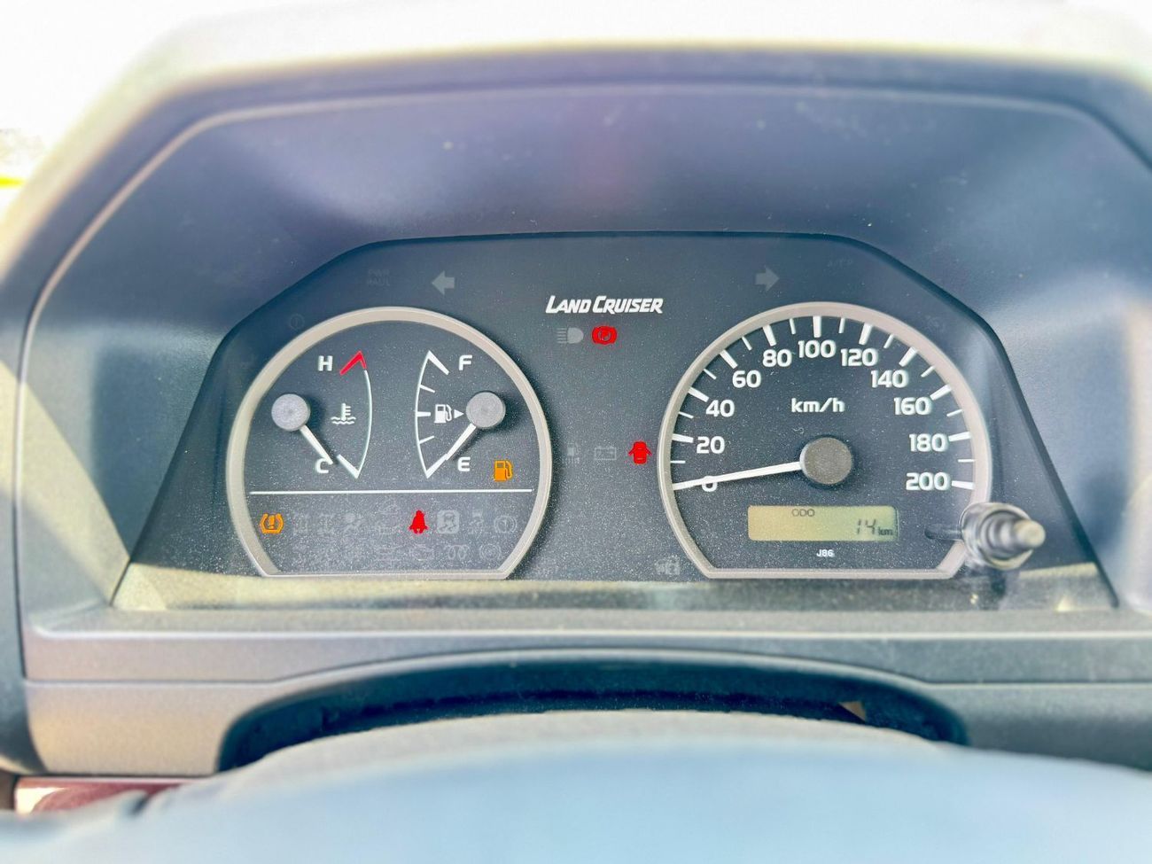 تويوتا لاند كروزر بيك آب Toyota LC79 2025 4WD Double Cab 2.8L Diesel Manual