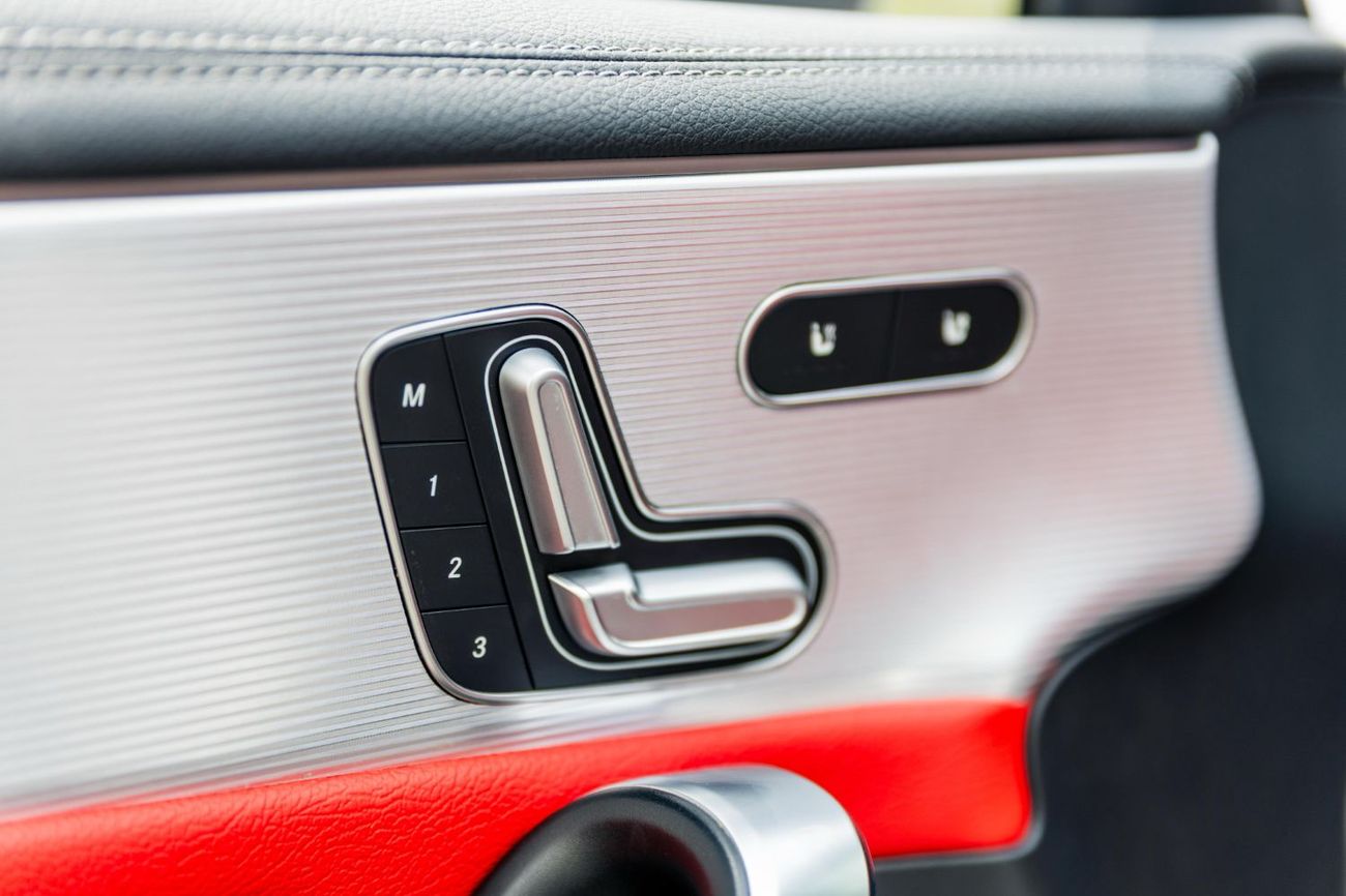 مرسيدس بنز A 220 3years warranty  2years service