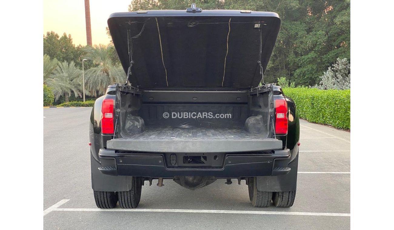 GMC Sierra 3500 HD Denali GMC Sierra Denali HD 2015 Diesel Perfect Condition - Accident Free