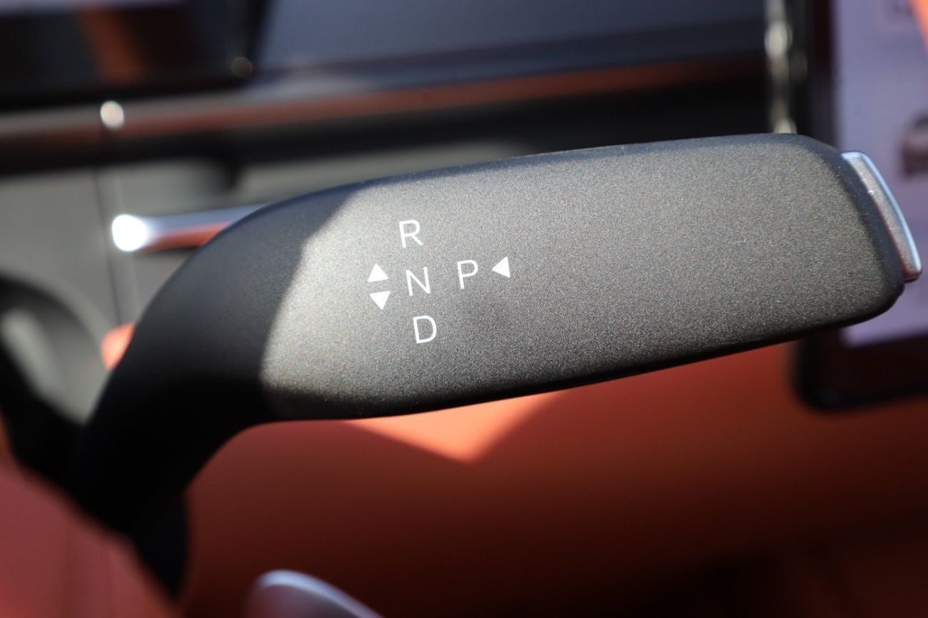 BYD Tang BYD TANG L EV 7 SEATER 670 KM MODEL 2025