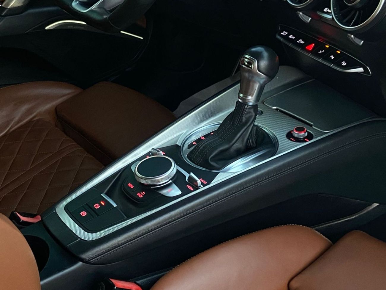 Audi TT 45 TFSI 2.0L