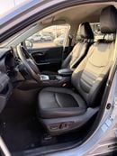 Toyota RAV4 Hybrid XLE 2.5L