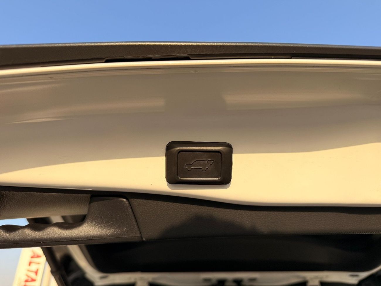 Toyota RAV4 Full Option 360 camera Japanese 2.0 L