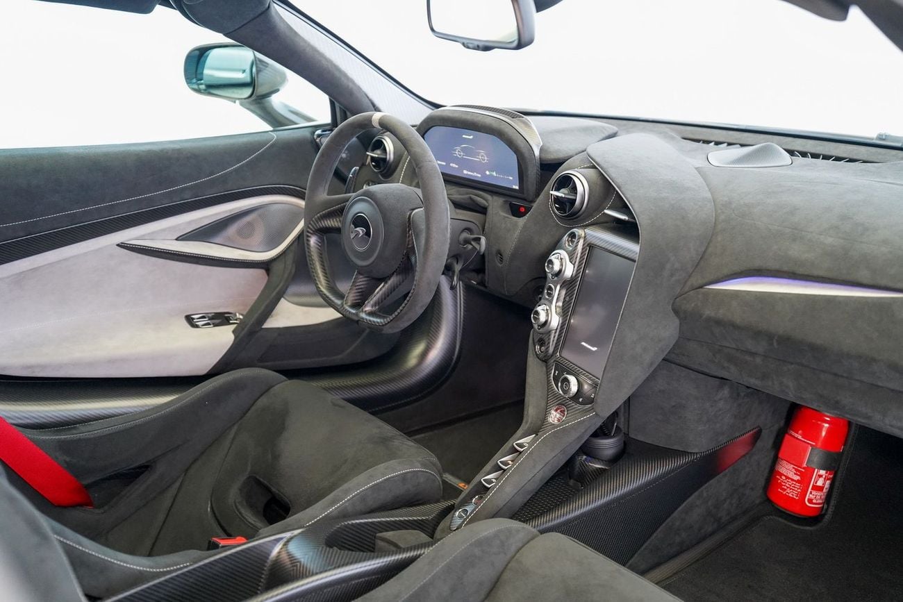 مكلارين 765LT