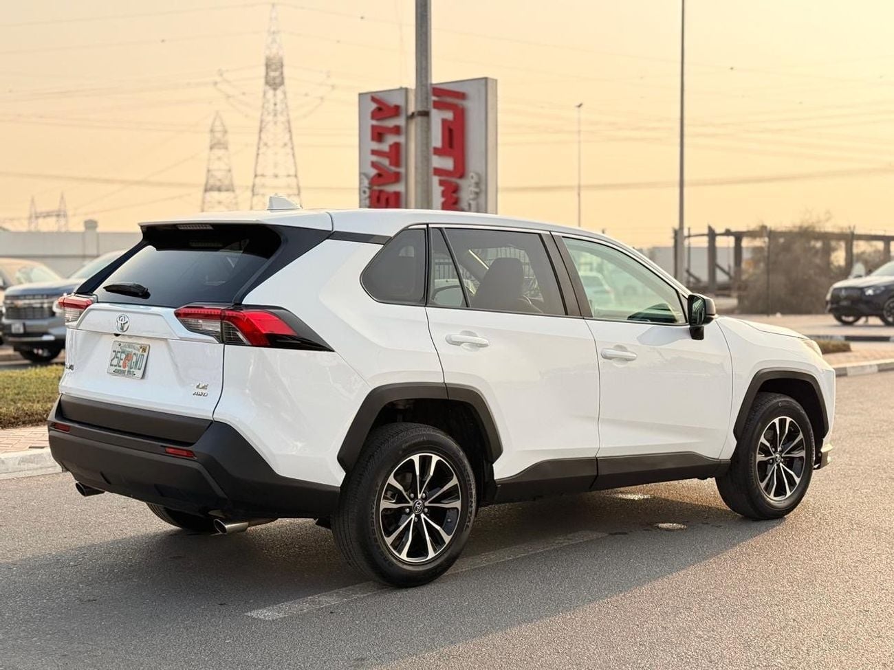 Toyota RAV4 LE Toyota RAV4 2024