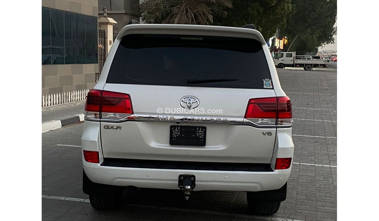 Toyota Land Cruiser GXR