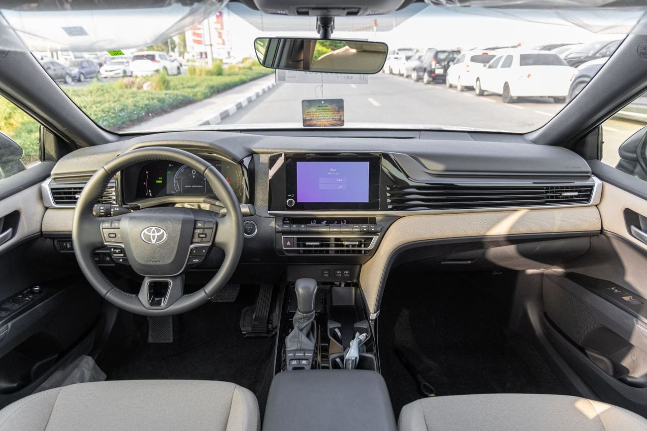 Toyota Camry Toyota Camry LE 2.5 L | Hybrid | Black | Panoramic Sunroof | 1 Electric Chair | 2026 GCC Specs